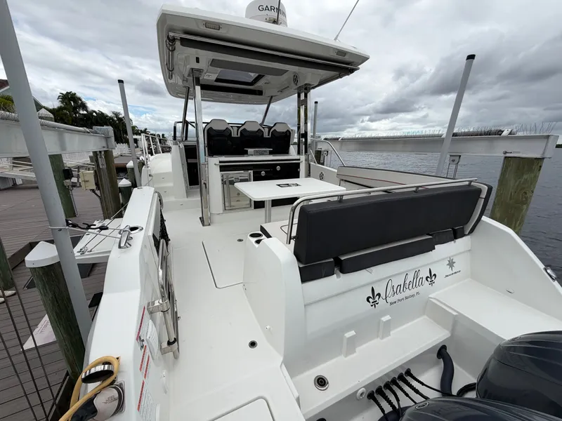 Slide: The Image of Jeanneau Leader 10.5 WA 2023 - 9