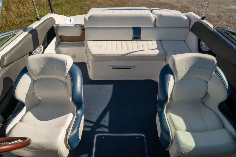 Slide: The Image of Regal 2200 Bowrider 2008 - 14