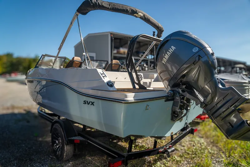 Slide: The Image of Starcraft SVX 210 OB 2025 - 6