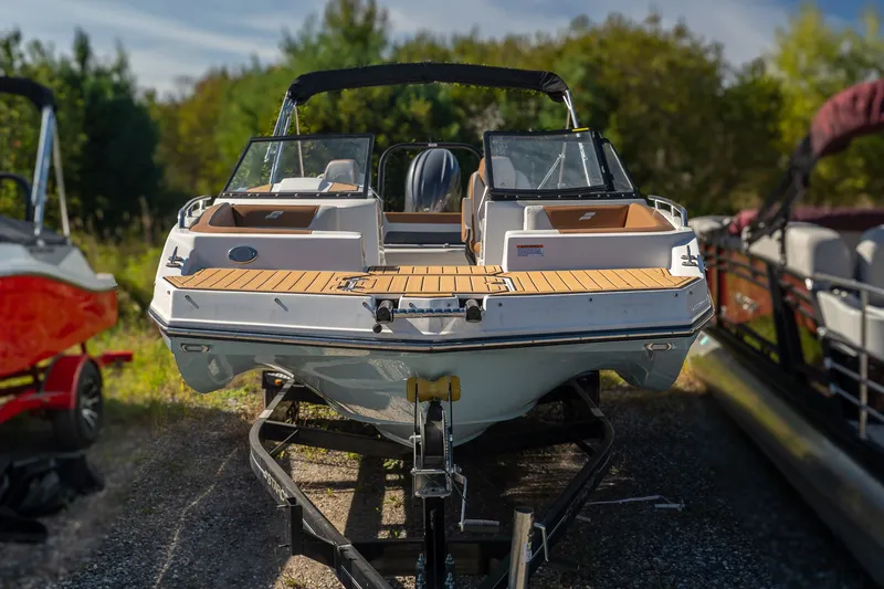 Slide: The Image of Starcraft SVX 210 OB 2025 - 7