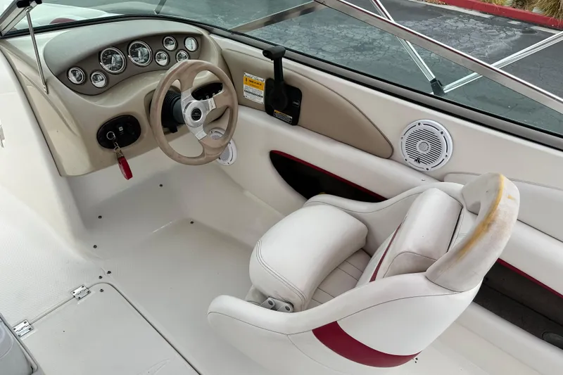 Slide: The Image of Engine of 2002 Chaparral 183 SS boat, featuring a 4.3GL motor. - 14