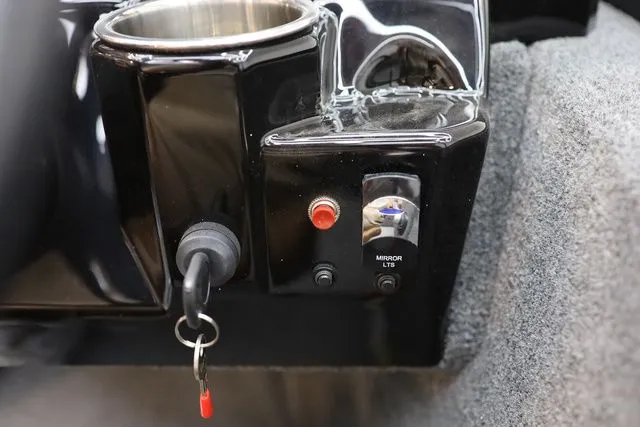 Slide: The Image of Starweld 16 SXT 2026 - 25