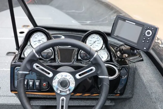 Slide: The Image of Starweld 17 SXF 2026 - 18