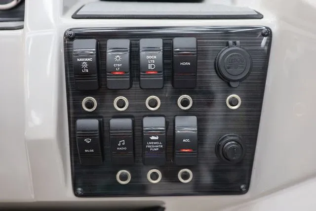 Slide: The Image of Starcraft SVX 191 OB 2026 - 19