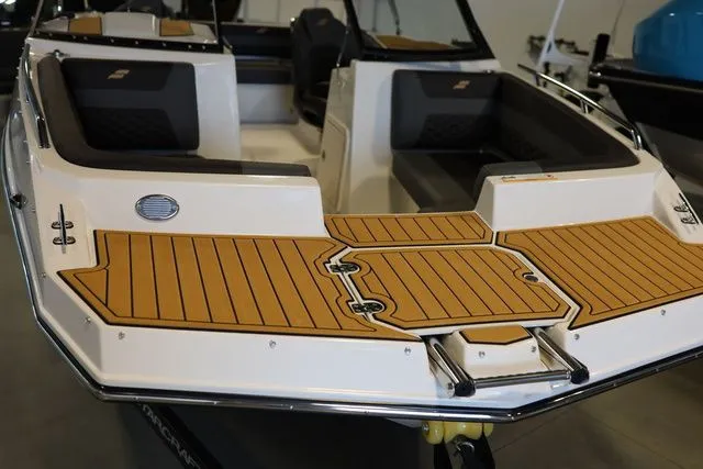 Slide: The Image of Starcraft SVX 210 DC OB 2026 - 18