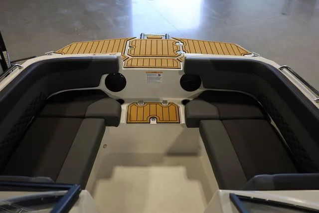 Slide: The Image of Starcraft SVX 210 DC OB 2026 - 29