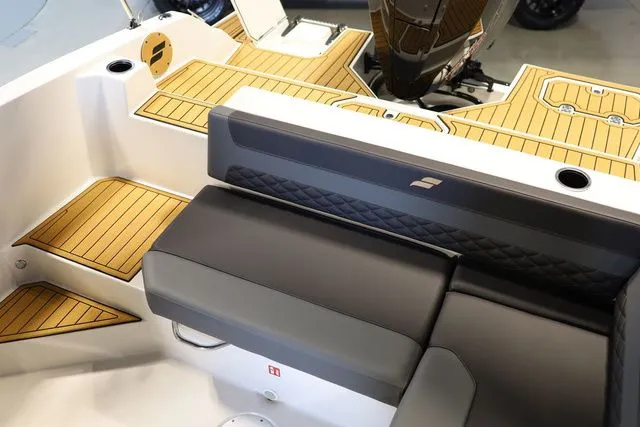 Slide: The Image of Starcraft SVX OB 210 DC OB 2026 - 28