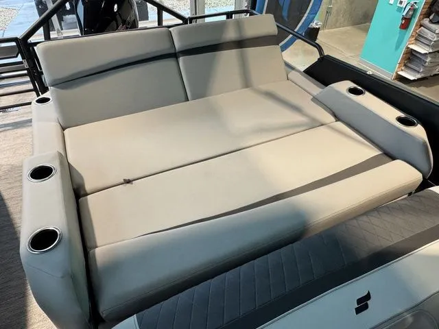 Slide: The Image of Starcraft SLS 3 Q DH 2026 - 24