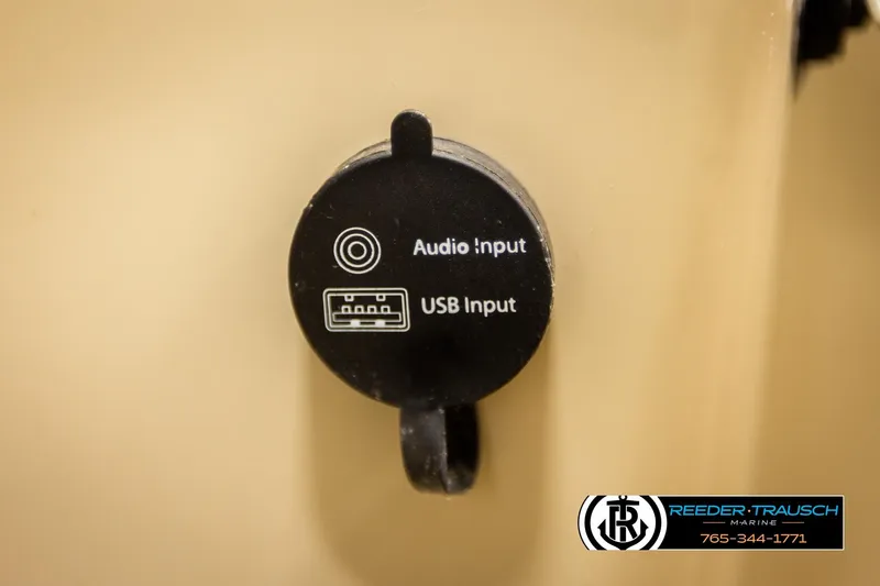 Slide: The Image of Audio and USB input panel on 2018 Misty Harbor 2085 CR boat. - 38