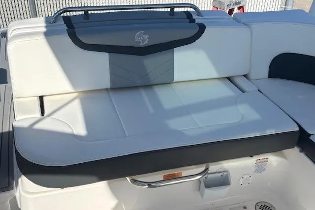Slide: The Image of 2024 Chaparral 30 Surf boat deck with gray non-slip surface. - 21