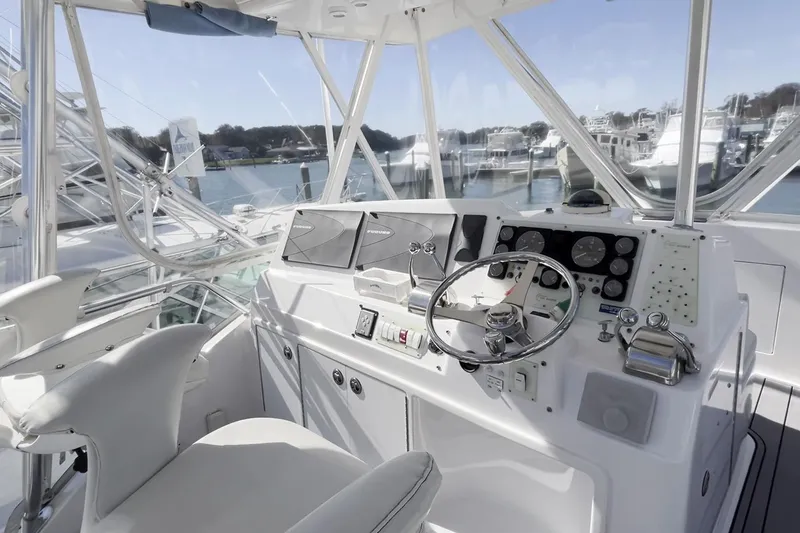 Slide: The Image of Egg Harbor 37 VALAHSEA - Flybridge - Helm - 12