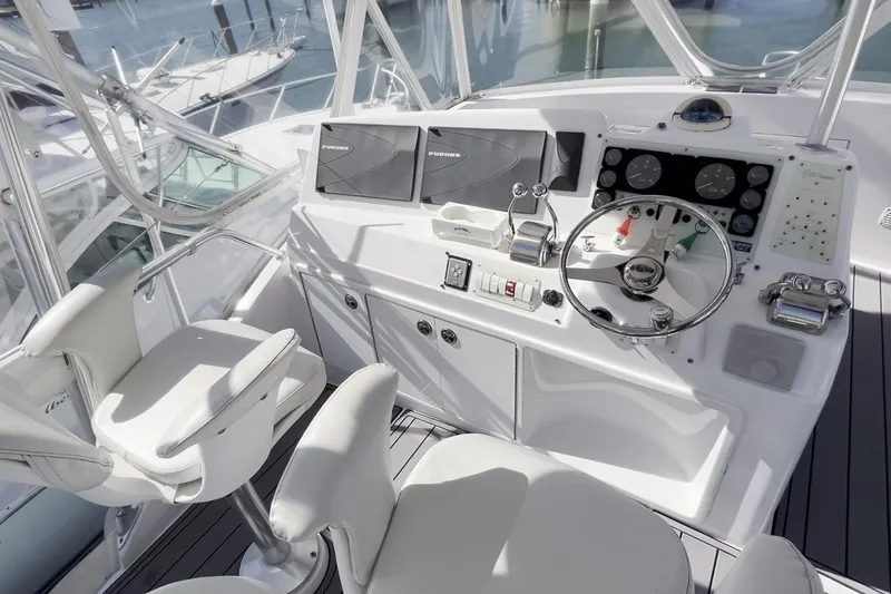 Slide: The Image of Egg Harbor 37 VALAHSEA - Flybridge - Helm - 13