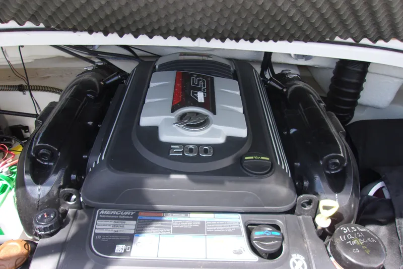 Slide: The Image of 2019 Tahoe 500 TF engine compartment with Mercury 4.5L 200 HP motor. - 17