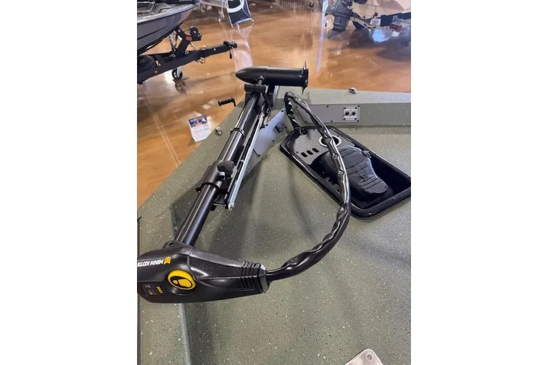 Slide: The Image of 2026 Vexus AVX181 DEFENDER boat with advanced trolling motor system. - 13