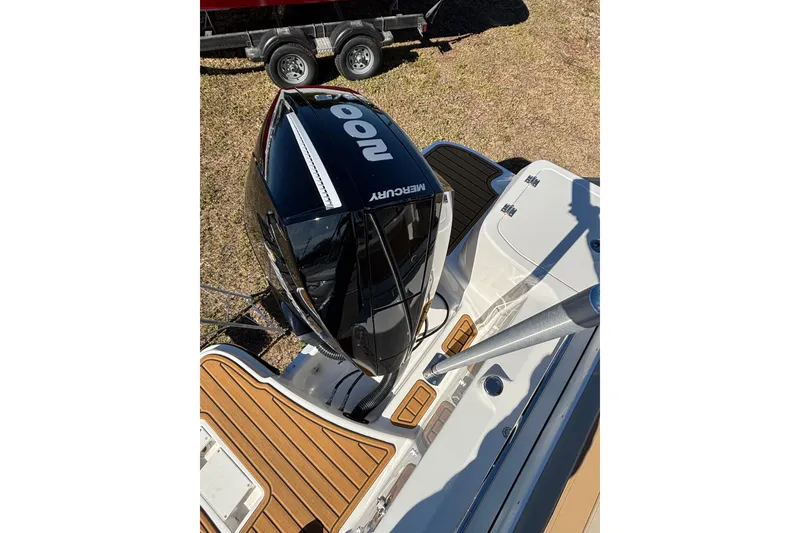 Slide: The Image of Overhead view of 2026 Trophy T22SC boat with Mercury outboard engine. - 8