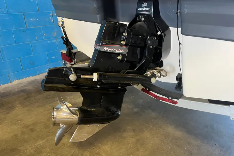 Slide: The Image of 2017 Chaparral 19 H2O Sport boat with MerCruiser engine detail. - 16