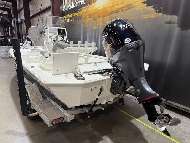 Slide: The Image of Avid FS 21 W/Yamaha 115 "SHO" 2023 - 5