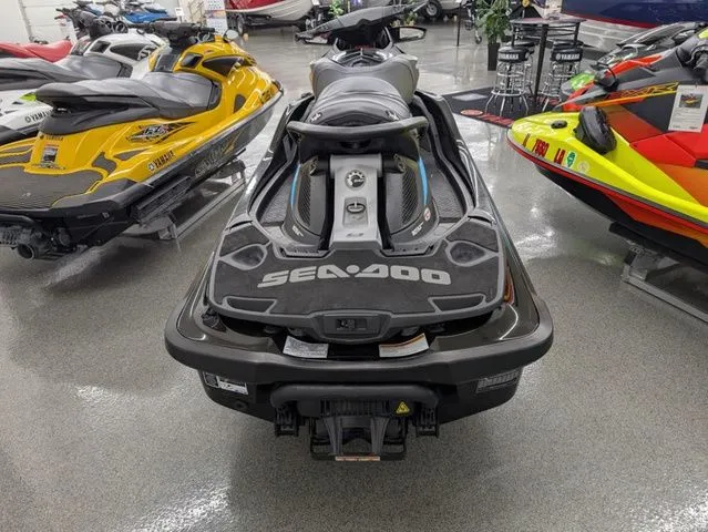 Slide: The Image of Sea-Doo GTX 2017 - 4
