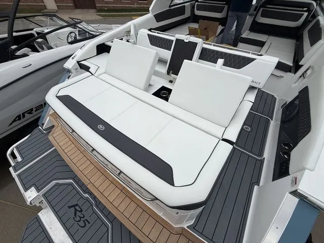 Slide: The Image of Cobalt R35 2026 - 8