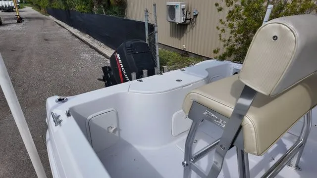 Slide: The Image of Pro-Line 19 SPORT 2000 - 25