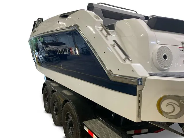 Slide: The Image of Cobalt R31 Surf 2026 - 3