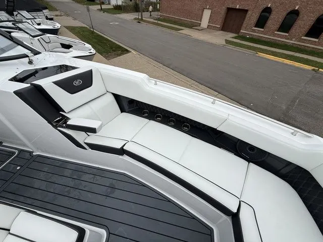 Slide: The Image of Cobalt R35 2026 - 42