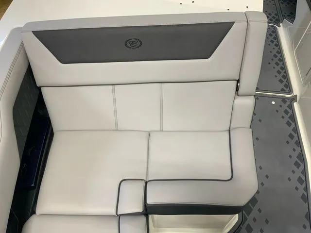 Slide: The Image of Cobalt R31 Surf 2026 - 17