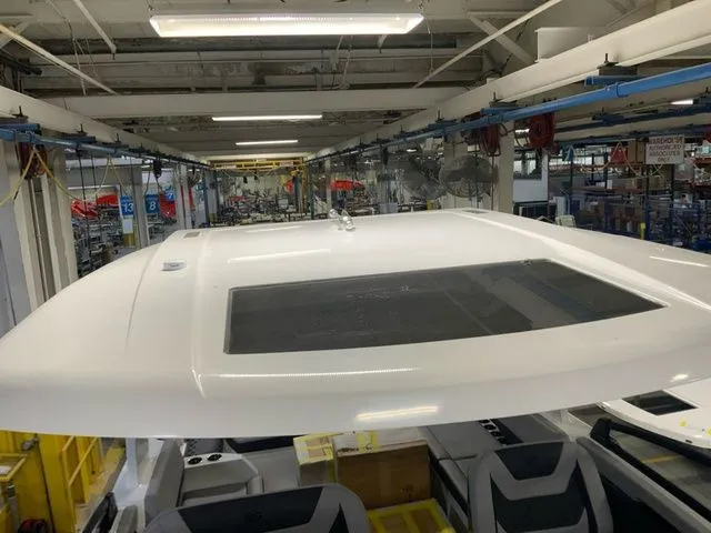 Slide: The Image of Cobalt R31 Surf 2026 - 22