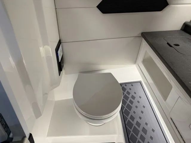 Slide: The Image of Cobalt R31 Surf 2026 - 31