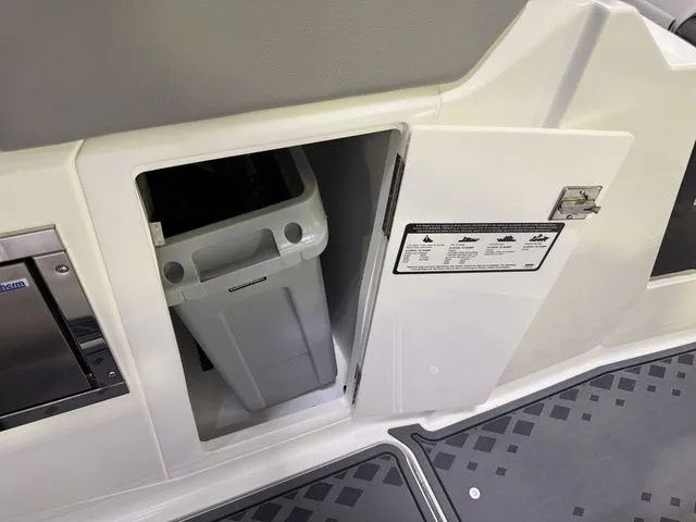 Slide: The Image of Cobalt R31 Surf 2026 - 35