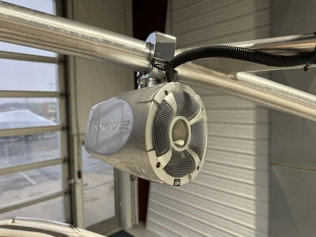 Slide: The Image of Yamaha 242 Limited S 2013 - 26