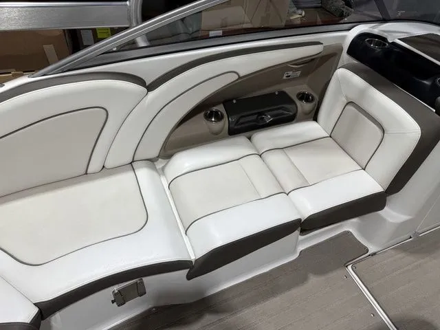 Slide: The Image of Yamaha 242 Limited S 2013 - 11