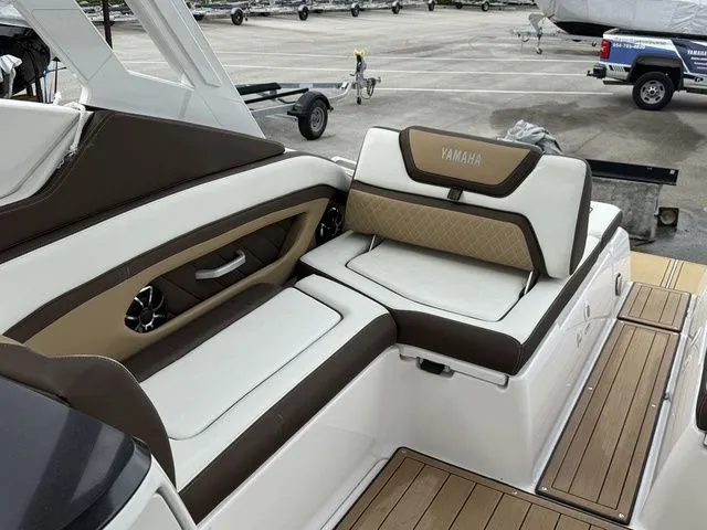 Slide: The Image of Yamaha 275SD 2022 - 15