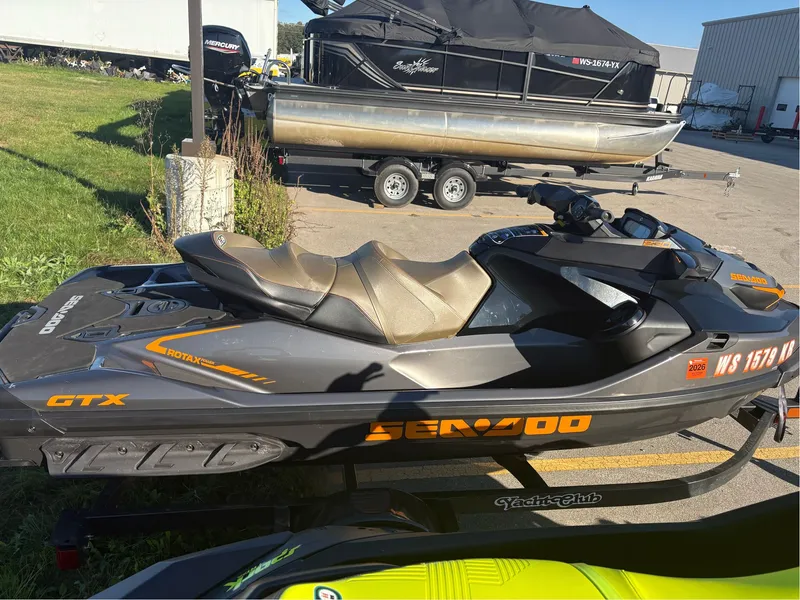 Slide: The Image of Sea-Doo GTX 230 iBR iDF Sound System 2023 - 4