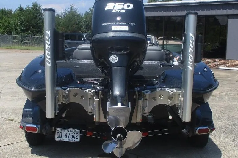 Slide: The Image of Rear view of 2016 Stratos 201 XL Evolution boat with 250 Pro motor and Talon anchors. - 5