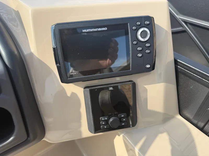 Slide: The Image of Bentley Pontoons Legacy 115HP Swingback Pontoon 2026 - 12