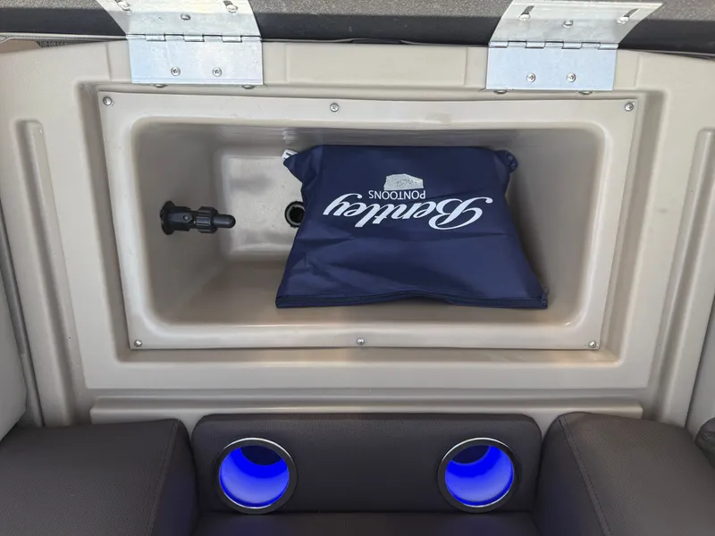 Slide: The Image of Bentley Pontoons Legacy 115HP Swingback Pontoon 2026 - 28