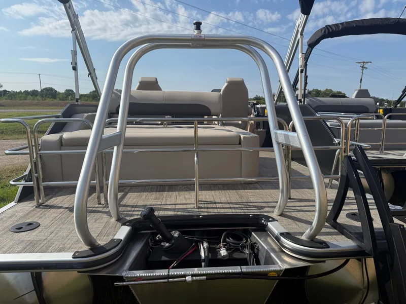 Slide: The Image of Bentley Pontoons Legacy 115HP Swingback Pontoon 2026 - 42