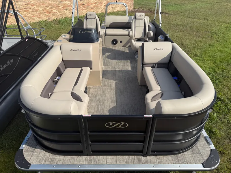 Slide: The Image of Bentley Pontoons Legacy 115HP Swingback Pontoon 2026 - 6
