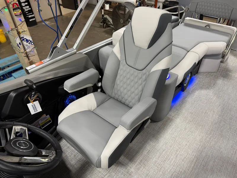 Slide: The Image of Tahoe Cascade 200HP QLS 2385 Quad Lounge Shift Tritoon 2025 - 12