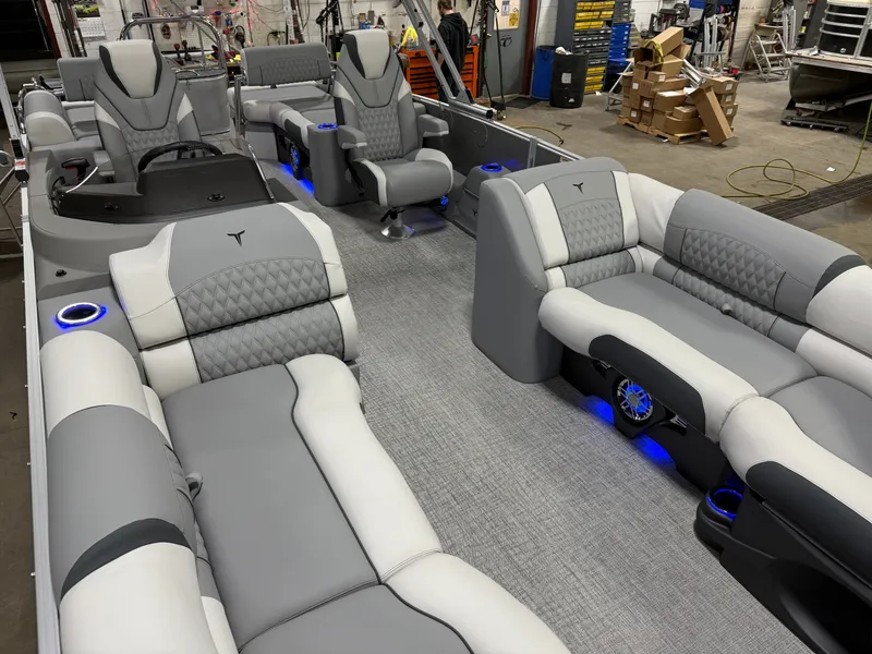 Slide: The Image of Tahoe Cascade 200HP QLS 2385 Quad Lounge Shift Tritoon 2025 - 38