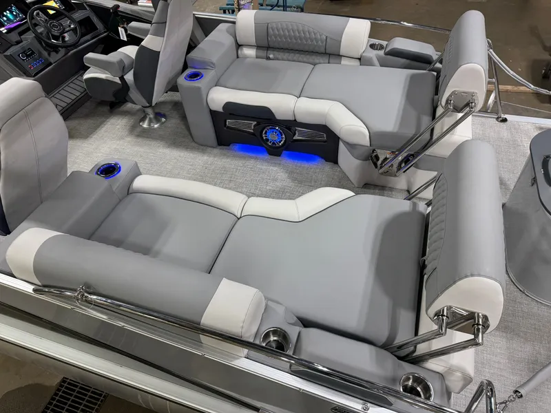 Slide: The Image of Tahoe Cascade 200HP QLS 2385 Quad Lounge Shift Tritoon 2025 - 4