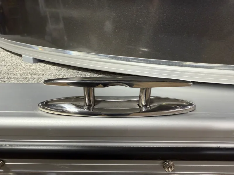 Slide: The Image of Tahoe Cascade 200HP QLS 2385 Quad Lounge Shift Tritoon 2025 - 43