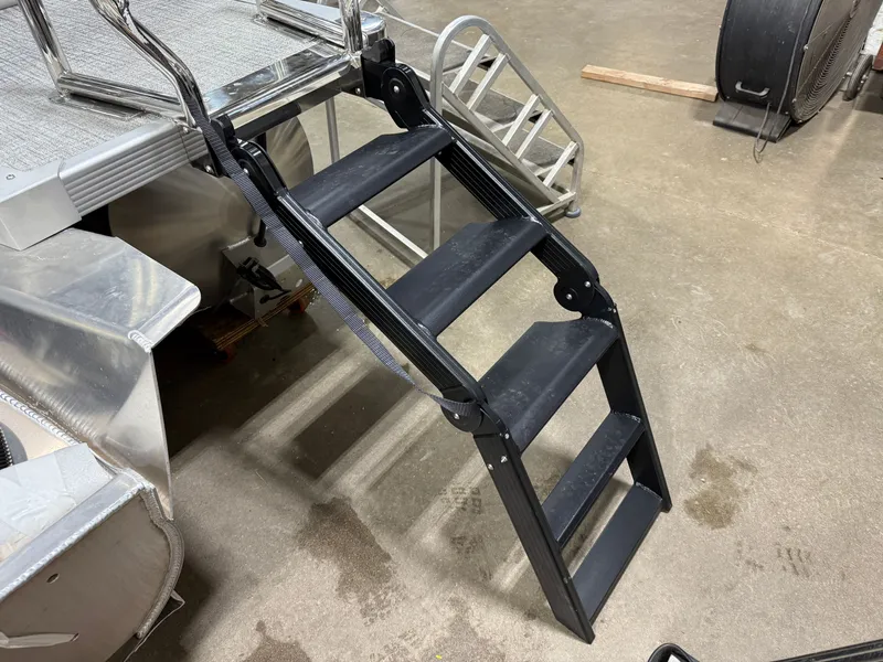 Slide: The Image of Tahoe Cascade 2385 Quad Lounge Shift SS Tritoon & Honda 4-Stroke EFI 2025 - 54