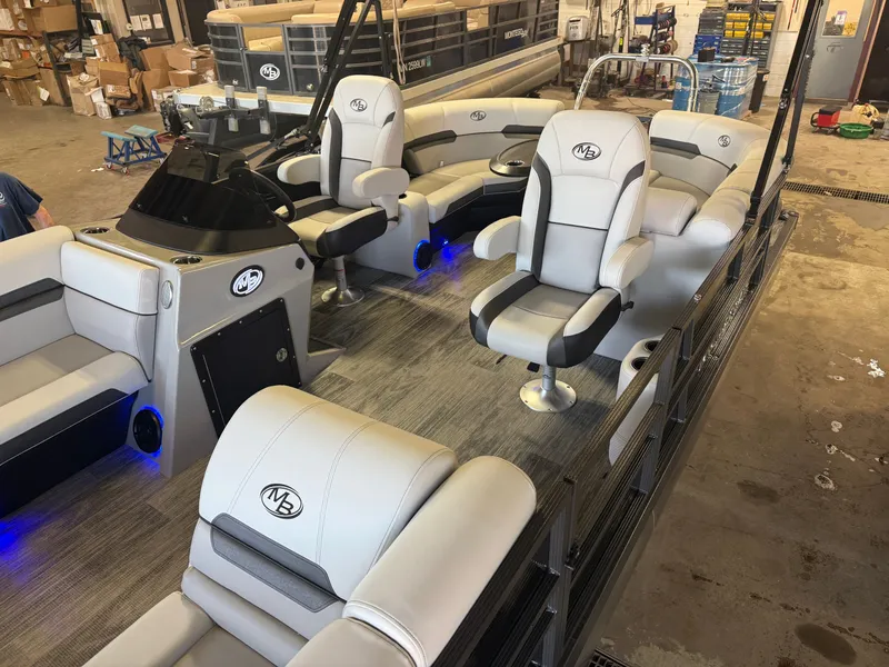 Slide: The Image of Montego Bay 8522 Quad Lounger BR Deluxe Pontoon & Honda 4-Stroke EFI 2026 - 3