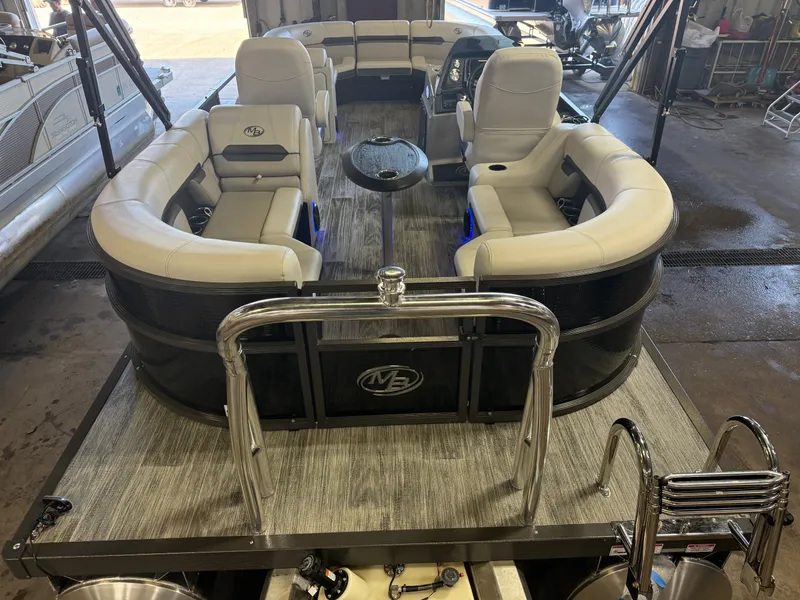Slide: The Image of Montego Bay 8522 Quad Lounger BR Deluxe Pontoon & Honda 4-Stroke EFI 2026 - 4
