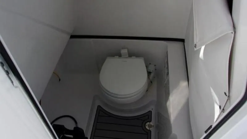 Slide: The Image of Sportsman Heritage 261 Center Console 2025 - 15