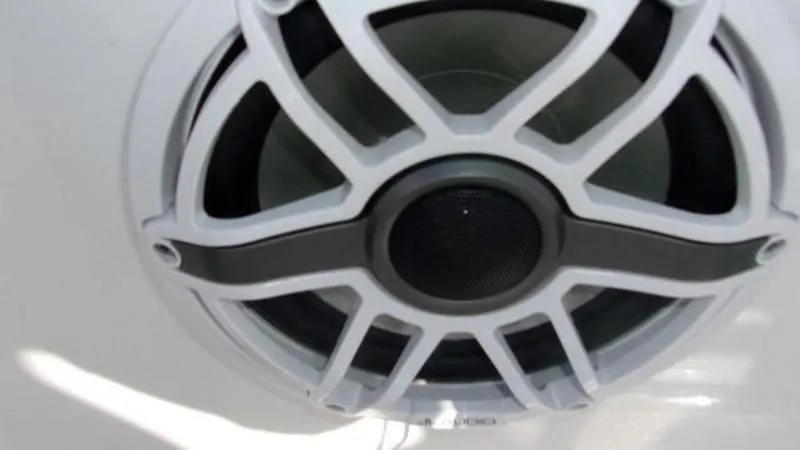 Slide: The Image of Sportsman Heritage 261 Center Console 2025 - 20