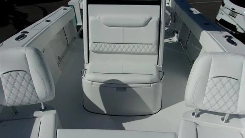 Slide: The Image of Sportsman Heritage 261 Center Console 2025 - 7