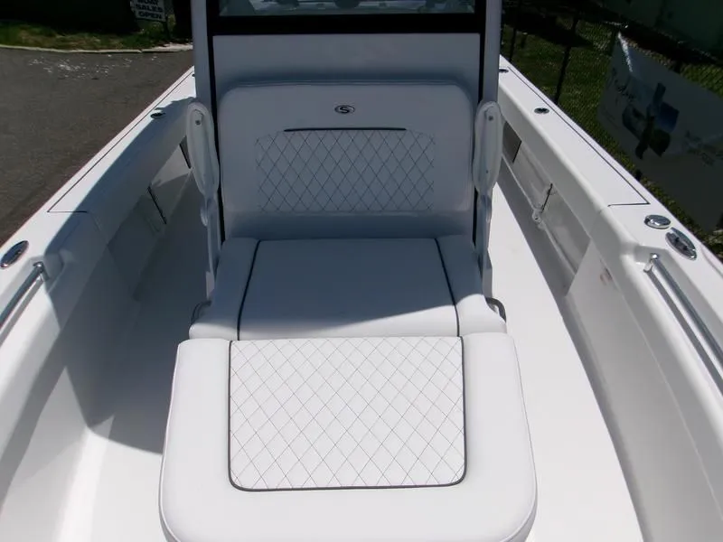 Slide: The Image of Sportsman Masters 247OE Bay Boat 2025 - 19